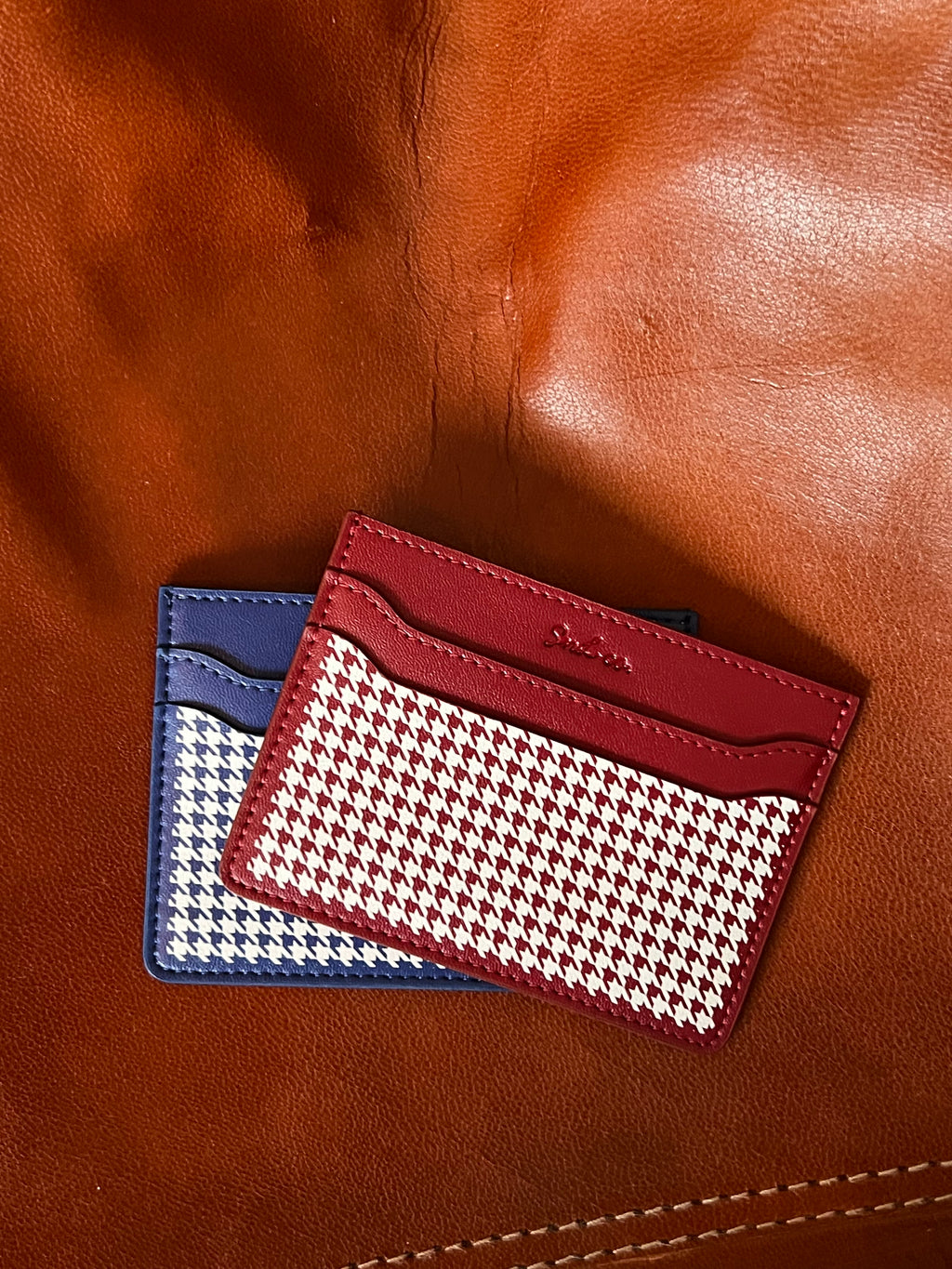 Heritage - Striking Red